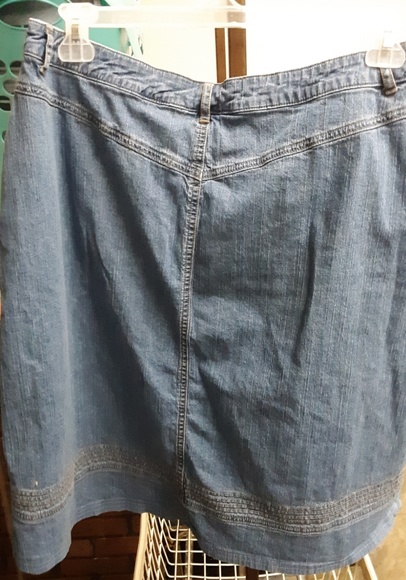 COPY - CJ Banks jean skirt - size 18W - Picture 3 of 3